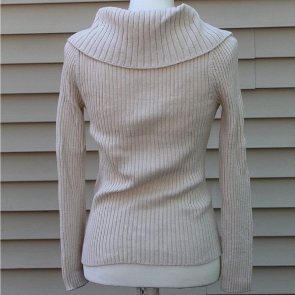 DKNY Jeans Off White Zip Up Sweater - Picture 3 of 7